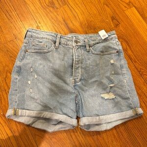 Straight cuffed denim shorts